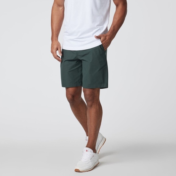 Vuori Meta Shorts Men’s Size 28 Aspen Gray Blue 8” Inseam Chino V379 Golf Active - Picture 1 of 11